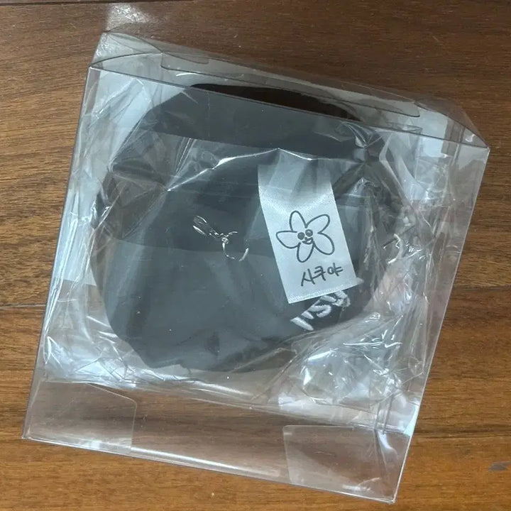 엔시티위시 사쿠야 1주년 엠디 베레모 키링