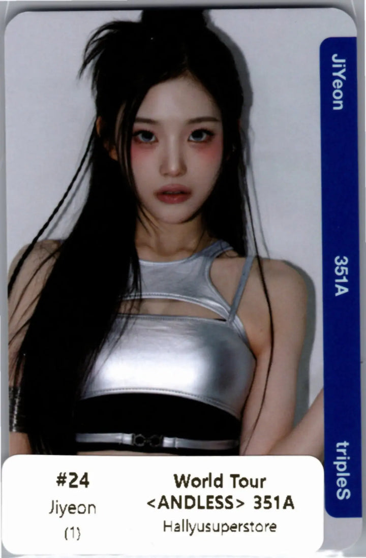 tripleS - tripleS World Tour  <ANDLESS > Cream02 Double Class Objekt (Only ANDLESS) (351A) [UNSCANNED] [26.10.12]