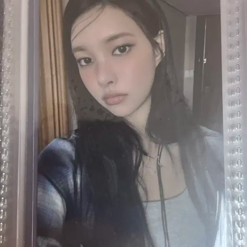 Illit 마그네틱 M2U 럭드 윤아 양도