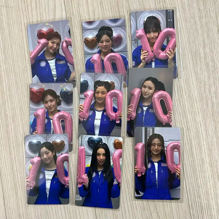 트와이스 10주년 팝업 5만원 특전 포카 9장 같이