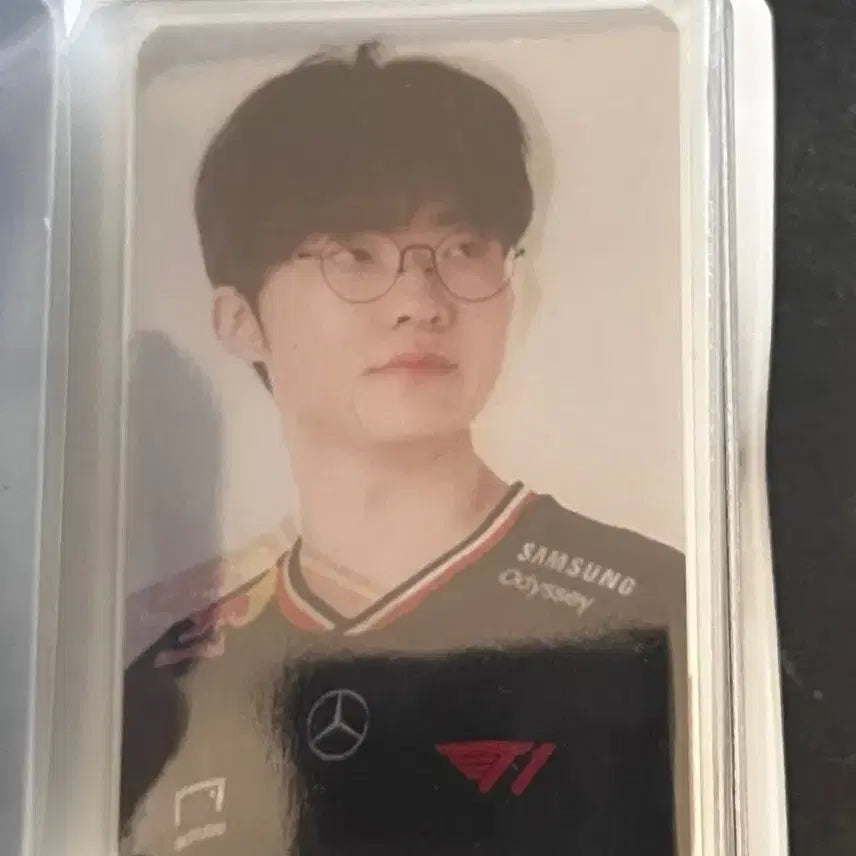 페스티버 T1 페이커 렌티큘러 포토카드 양도합니다!