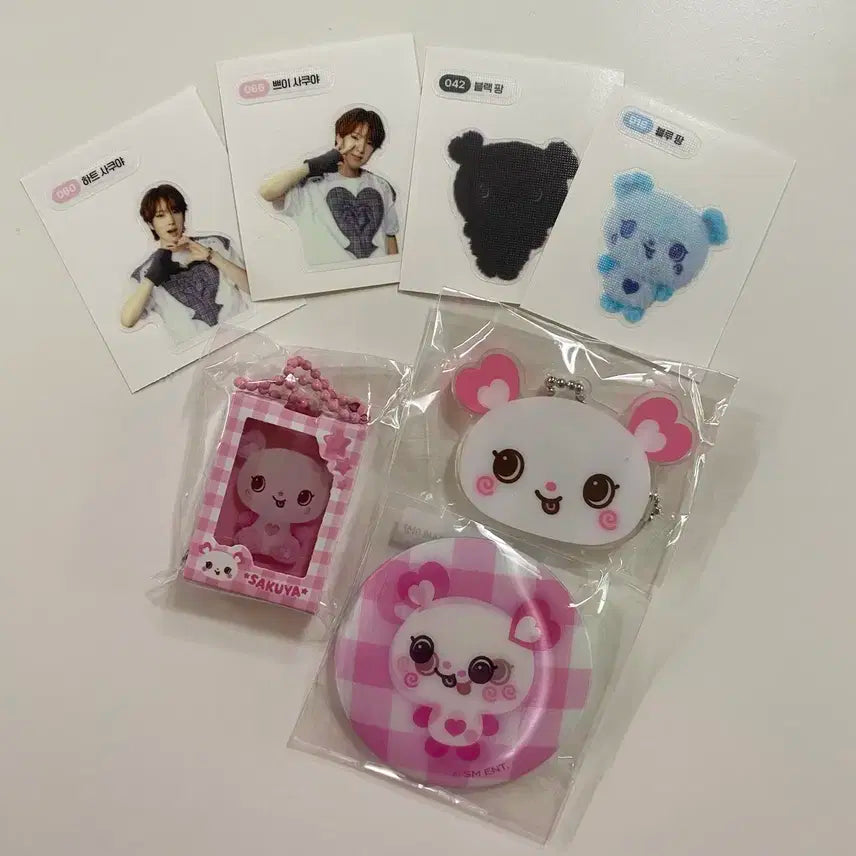 [당일발송] 사쿠야 팡 미니어처, 거울 키링, 핀버튼, 띠부씰 일괄