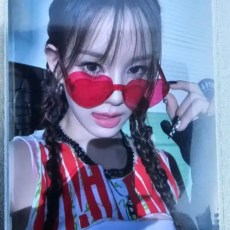 이즈나 izna 4주 공방포카 유사랑