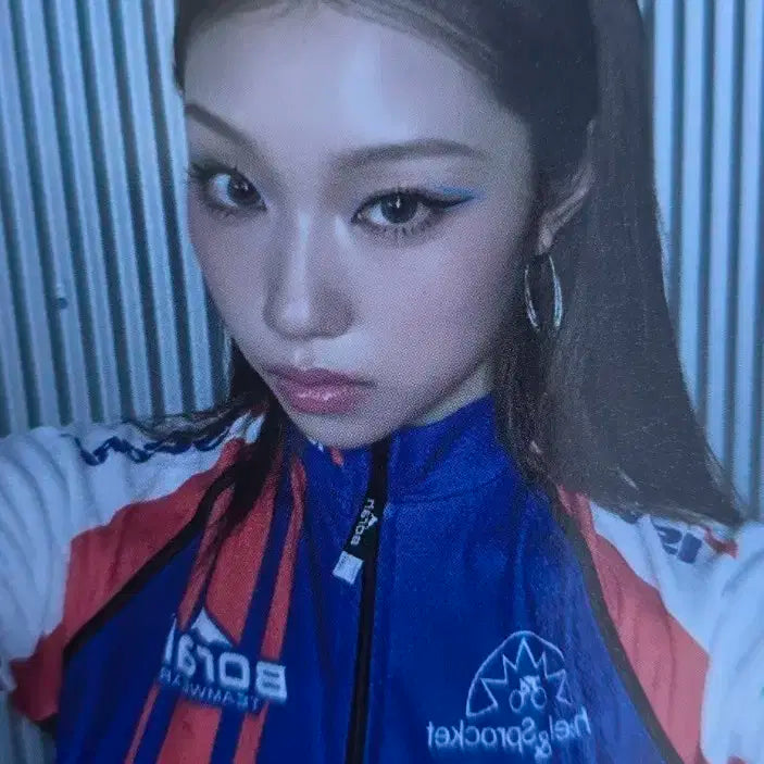 이즈나 레이스카 공방포카 최정은