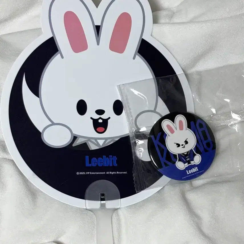 스키즈 카르마 팝업 리빗 부채 손거울 스트레이키즈 리노