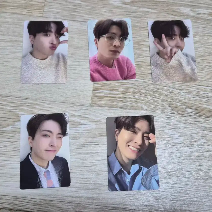 갓세븐 영재 2023 웰커밍 키트 포토카드 5장 일괄 양도합니다