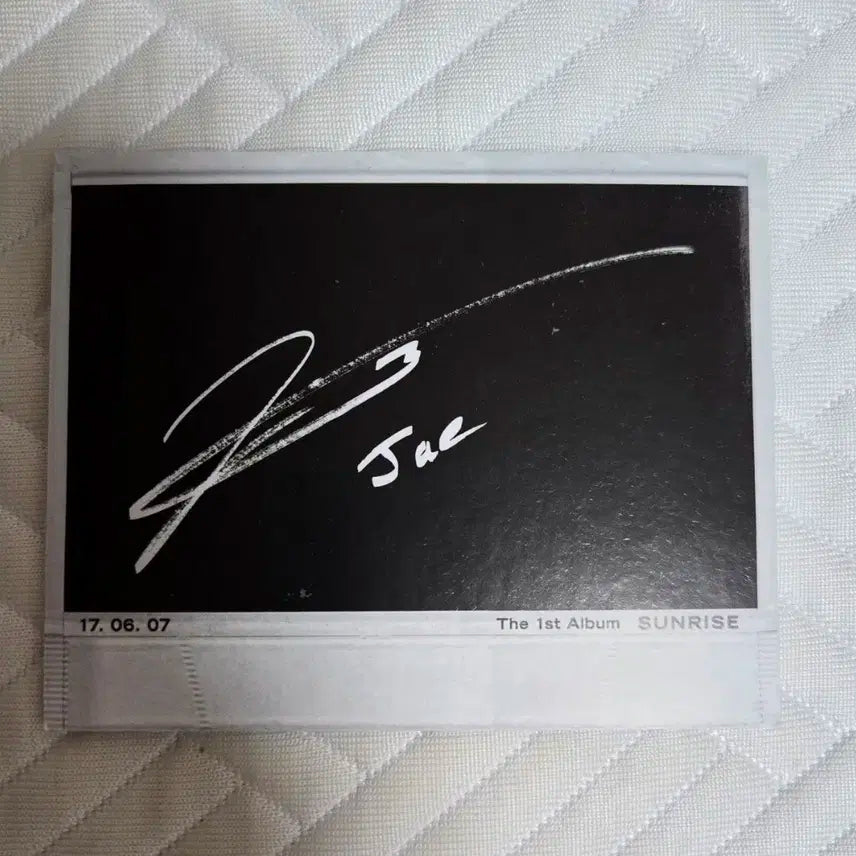 데이식스 선라이즈 전멤버 제이 Jae 사인 폴라로이드