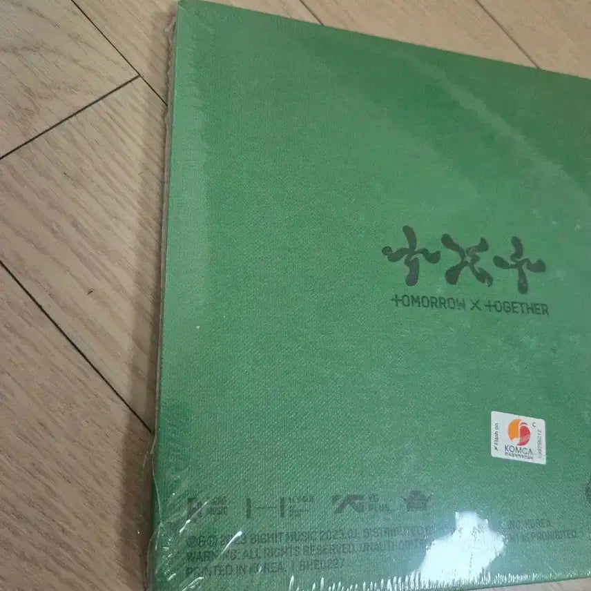 투모로우바이투게더 템테이션 앨범 + 포카