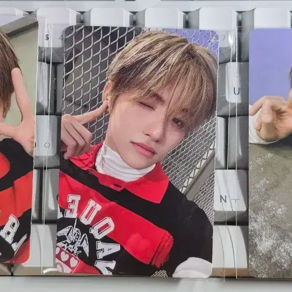 투어스 지훈 playhard 특전 포카 3종 set