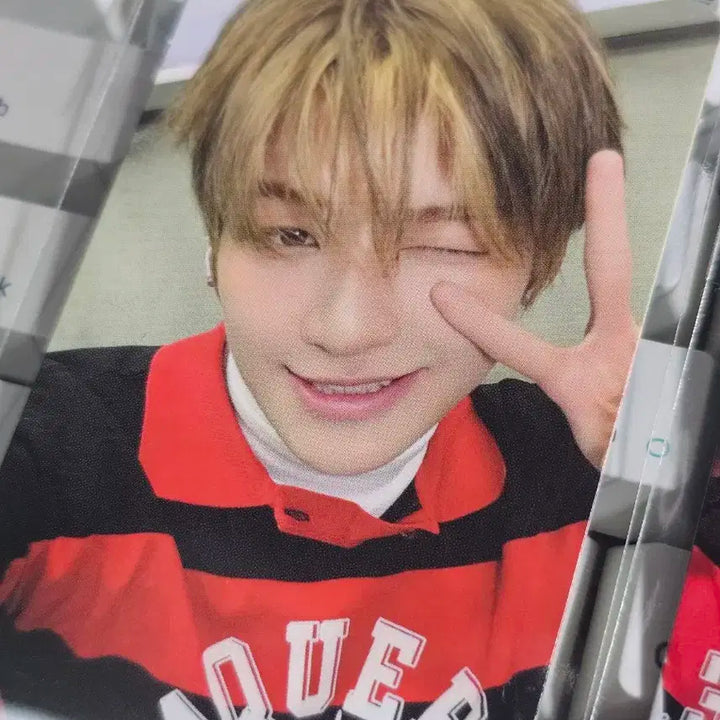 투어스 지훈 playhard 특전 포카 3종 set