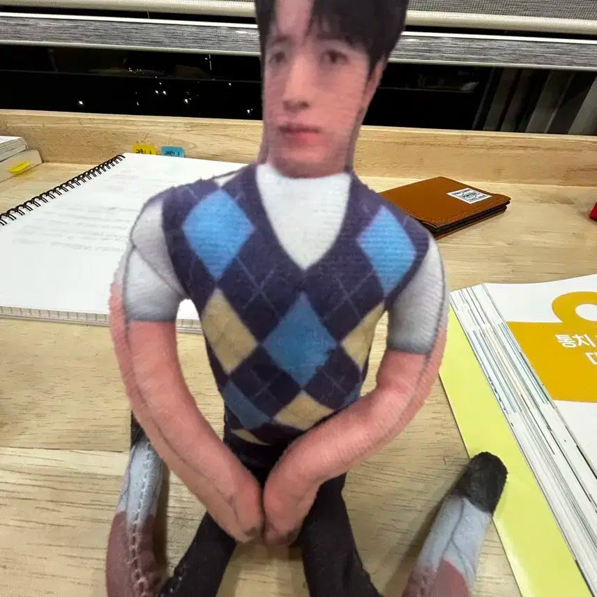 유우시 이상한인형