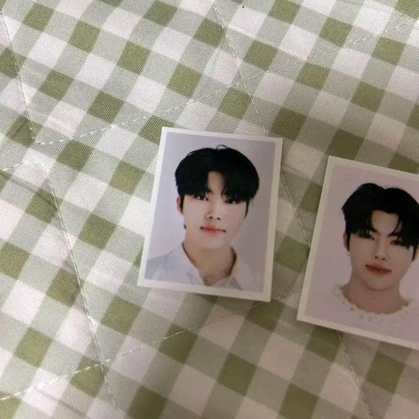 제로베이스원 더현대 팝업 블루,화이트 ver 박건욱 증사