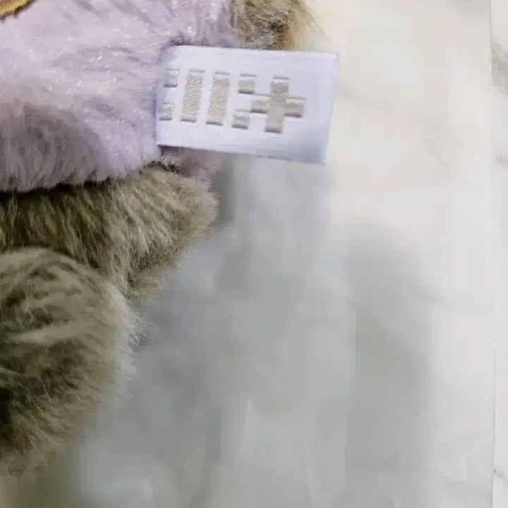 새상품) 아일릿 모카 키링 판매합니다