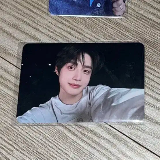 김지웅 공방 스페셜포카