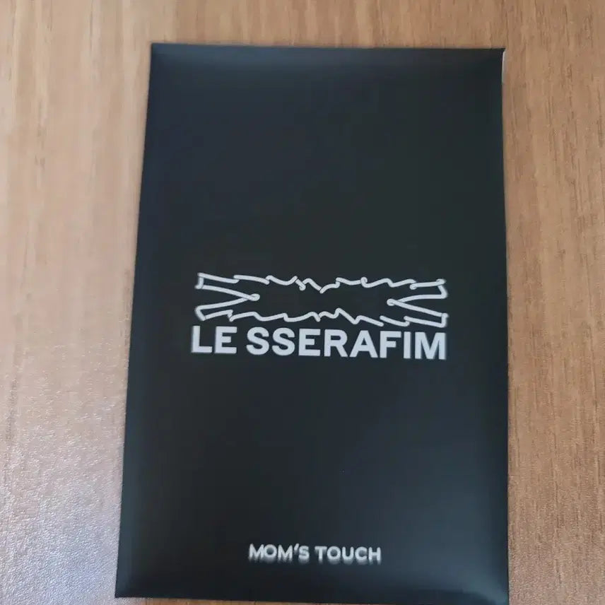 르세라핌 맘스터치 포토카드