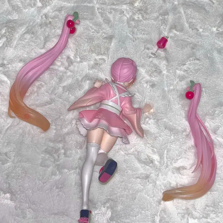 사쿠라미쿠 찻집 ver 하츠네 미쿠 판매