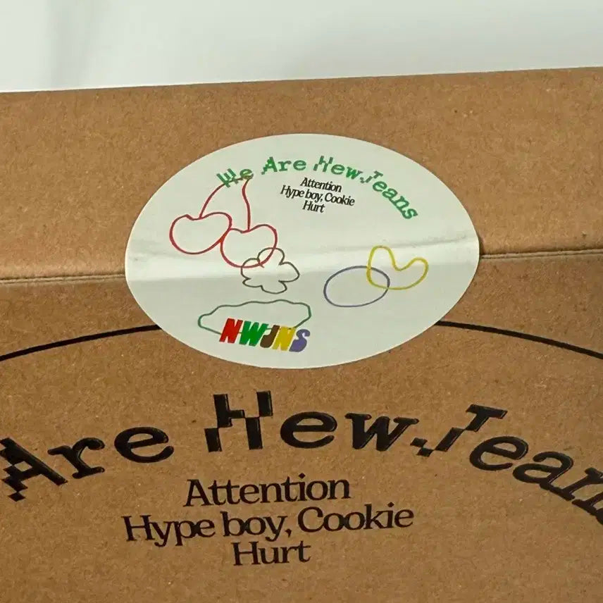 뉴진스 [미개봉] 화이트 가방 앨범 화이트 어텐션