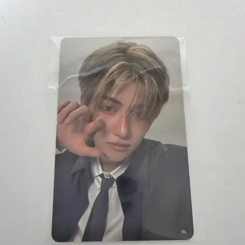 투어스 위버스 럭드 지훈