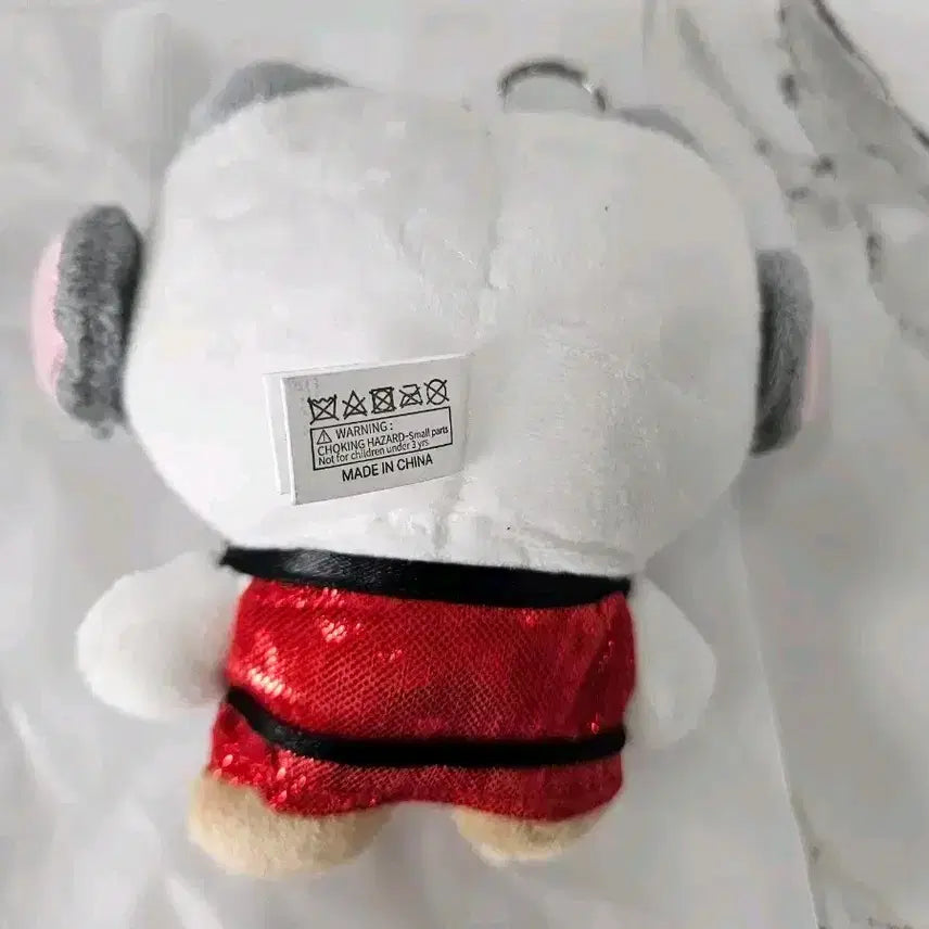 새상품) 르세라핌 사꾸꾸 키링 판매합니다