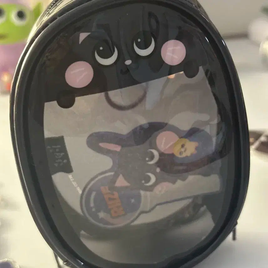 원빈 팝업 인형케이스