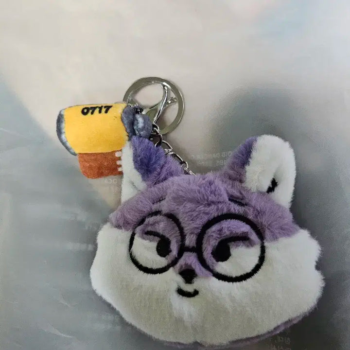 새상품) 세븐틴 미니틴 폭스던지 키링 인형 키홀더 판매합니다