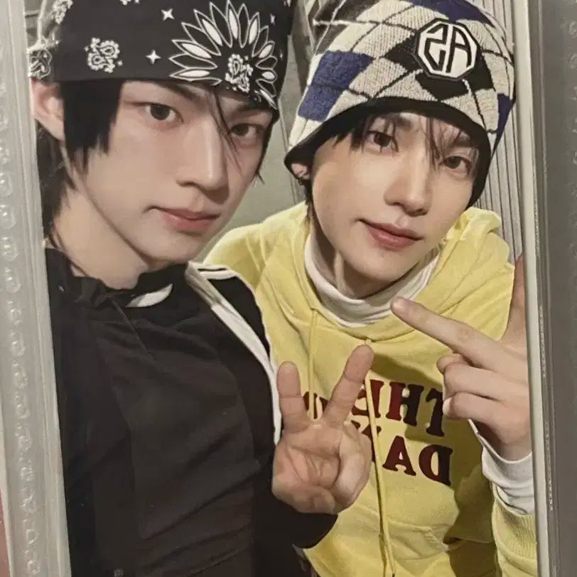 투어스 유닛 포카 유도즈