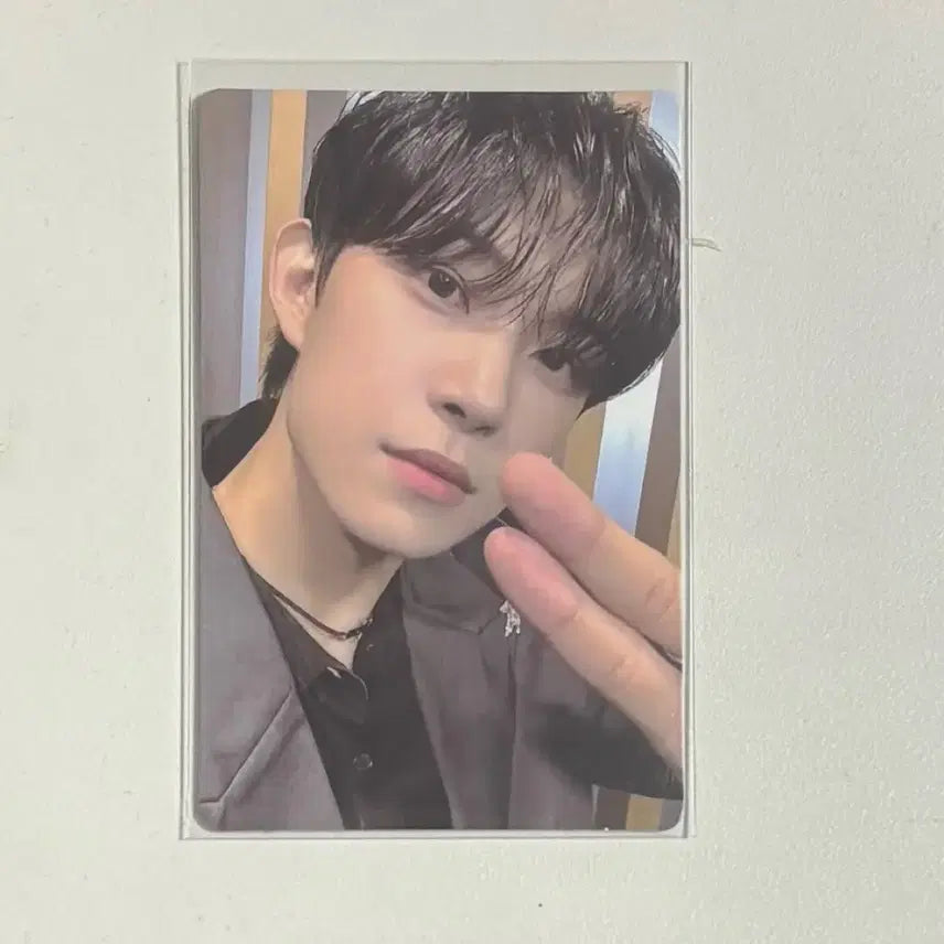 보이즈2플래닛 보플2 아카이브 전시회 김건우 스페셜 팝업 포카홀더 포카