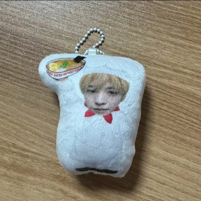 엔시티위시 유우시 쿠션키링 라면가게 사장 유우시 인형