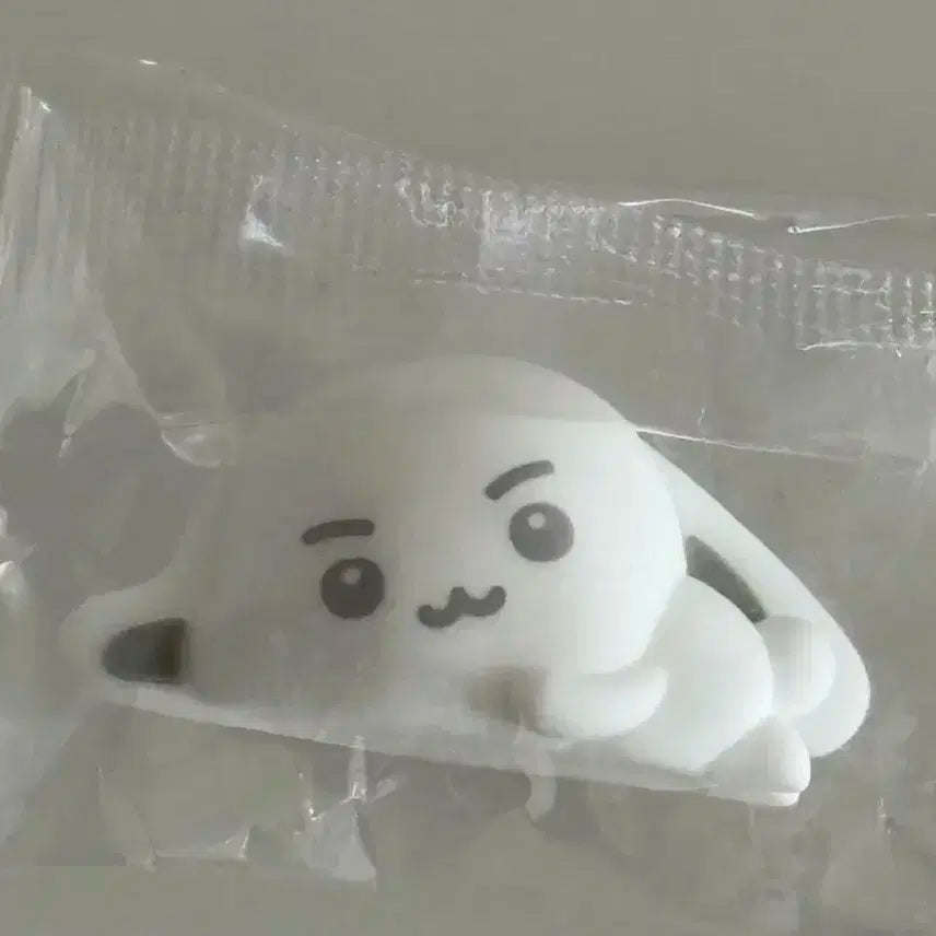 에이티즈 팝업 실버니 피규어