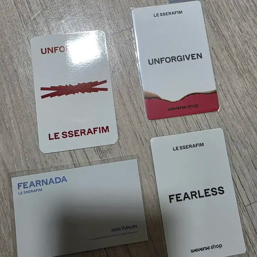 르세라핌 허윤진 언포기븐 피어나다 피어리스 포카 일괄