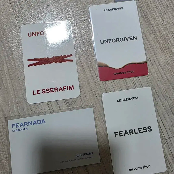 르세라핌 허윤진 언포기븐 피어나다 피어리스 포카 일괄