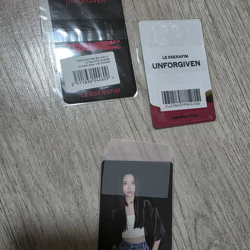 르세라핌 홍은채 포토카드 3장