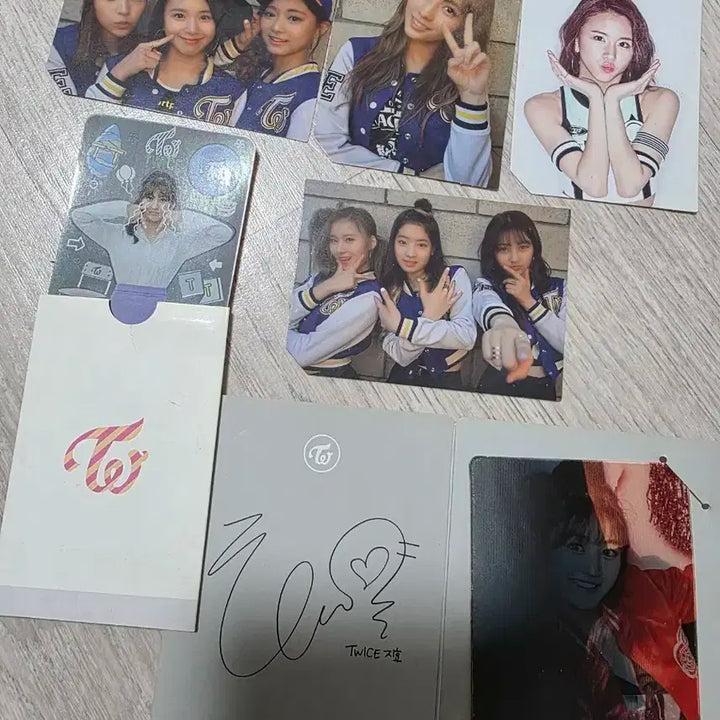 트와이스 모모 쯔위 채영 미나 사나 다현 지효 홀로그램 등 포카 일괄