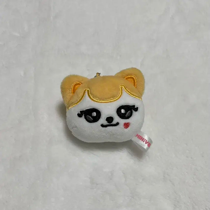 아이브 미니브 치즈 미니 페이스 키링(리즈) 판매합니다!