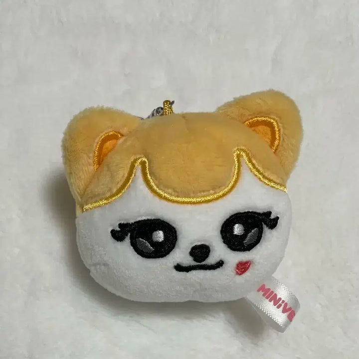 아이브 미니브 치즈 미니 페이스 키링(리즈) 판매합니다!