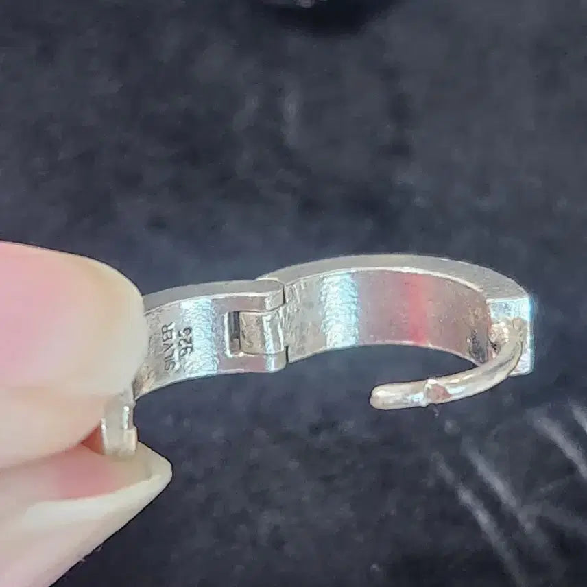 몬스타엑스 몬엑 11월을 담은 순간 기현 귀걸이