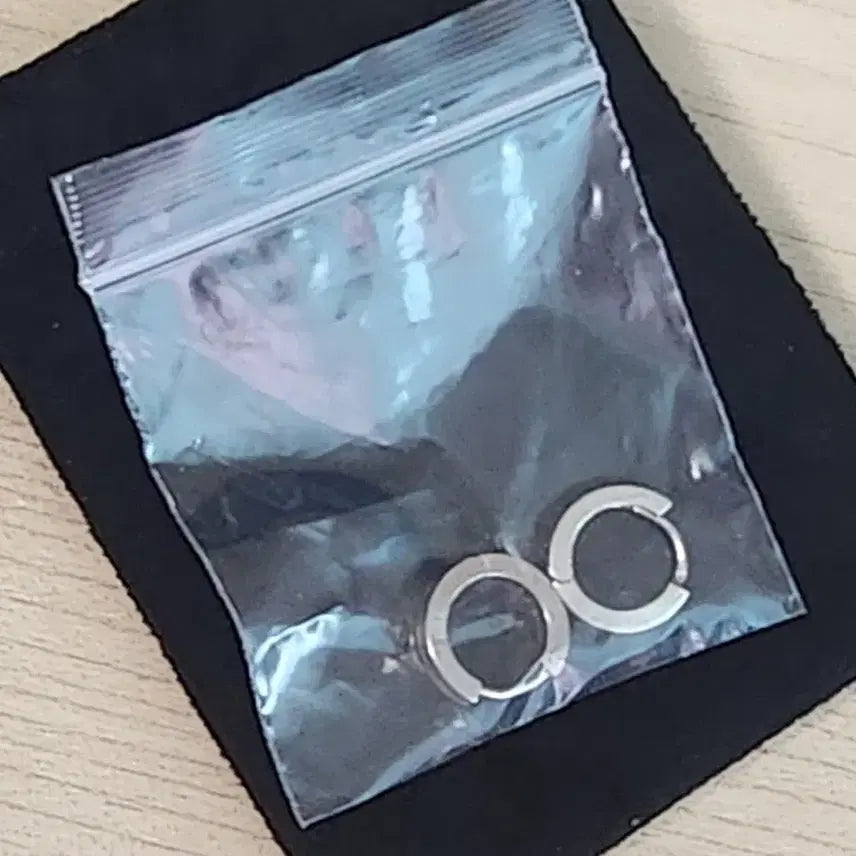 몬스타엑스 몬엑 11월을 담은 순간 기현 귀걸이