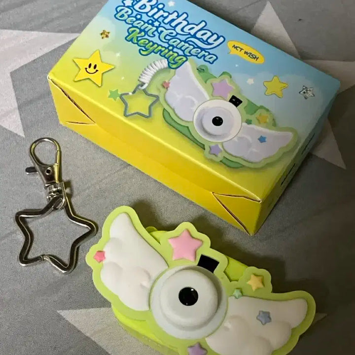 엔시티 위시 메가커피 MD 빔 카메라 키링