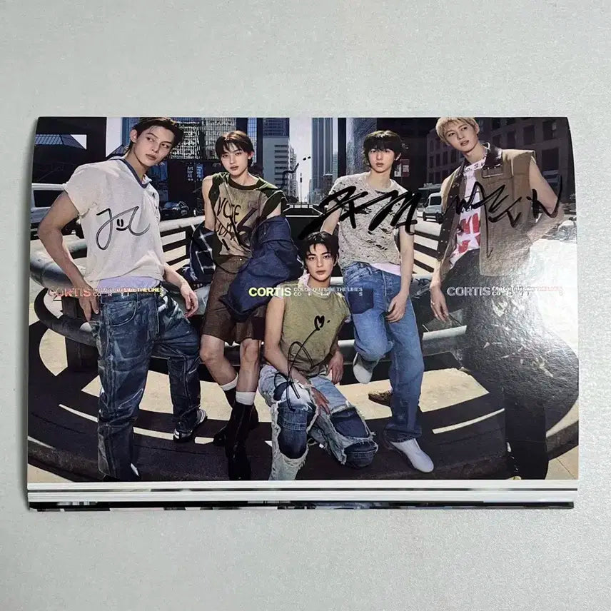 코르티스 비매 싸인 앨범