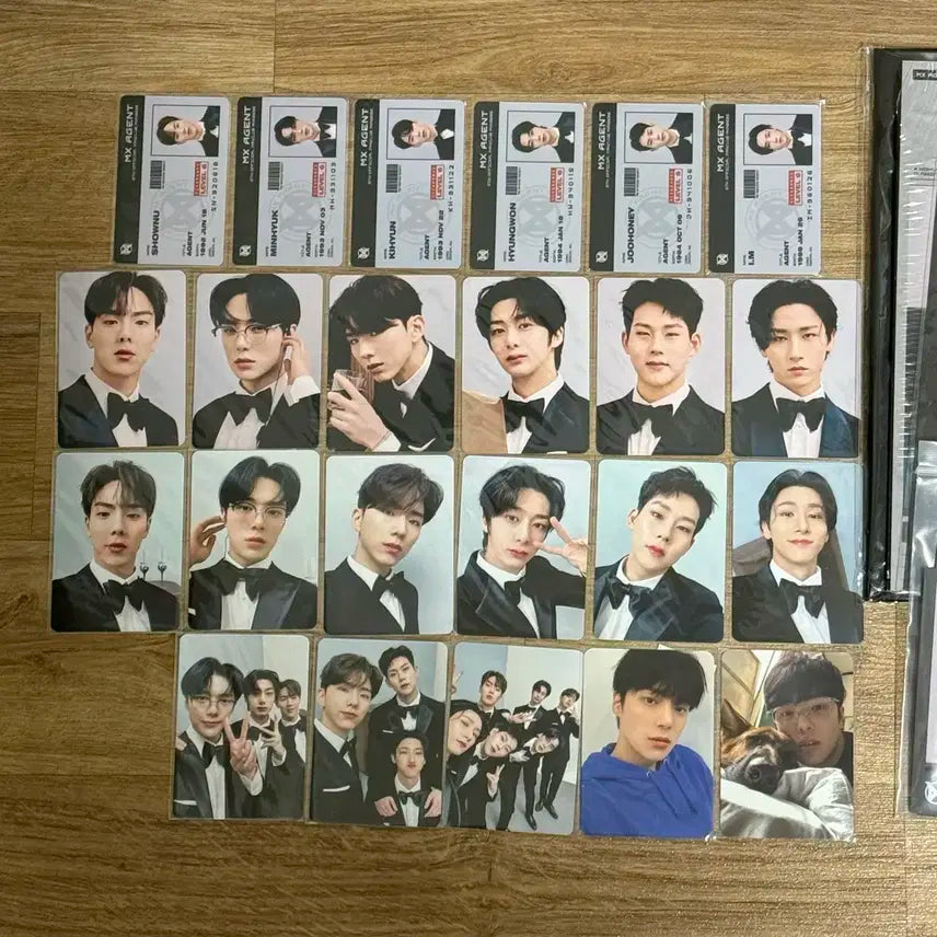 몬스타엑스 에이전트 몬베베 공식 6기 포카, 구성품 + 챔피온