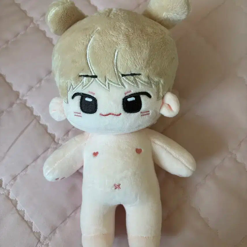 세븐틴디노 멍멍찬 20cm뼈깅 팝니다