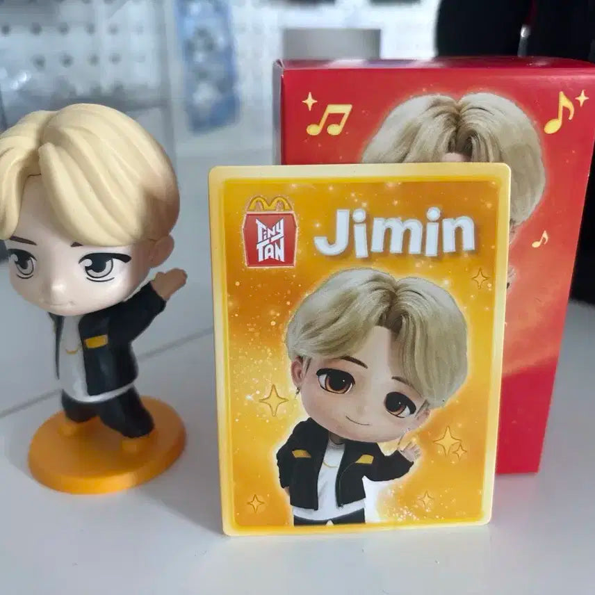 방탄 해피밀 지민 피규어