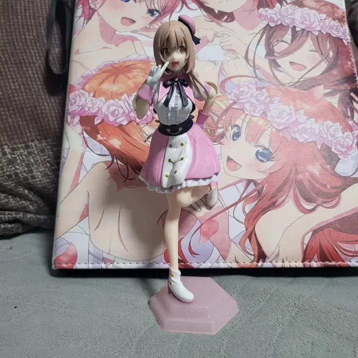 성우 라디오의 속사정 우타티네 야스미 피규어 판매합니다