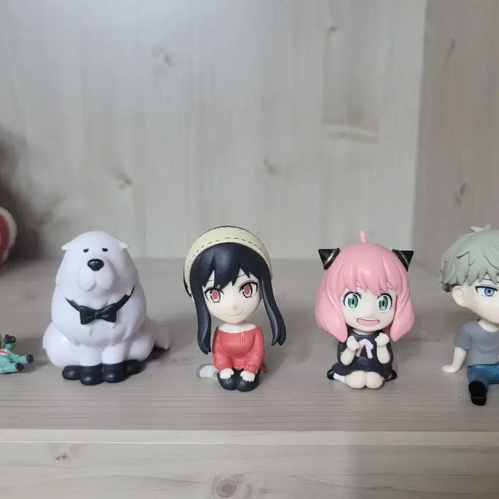 스파이패밀리 피규어 팝니다