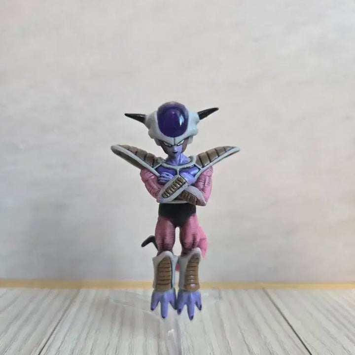 드래곤볼 프리저 피규어