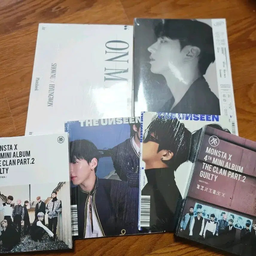 몬스타엑스 포토북 앨범 미개봉 일괄 판매합니다