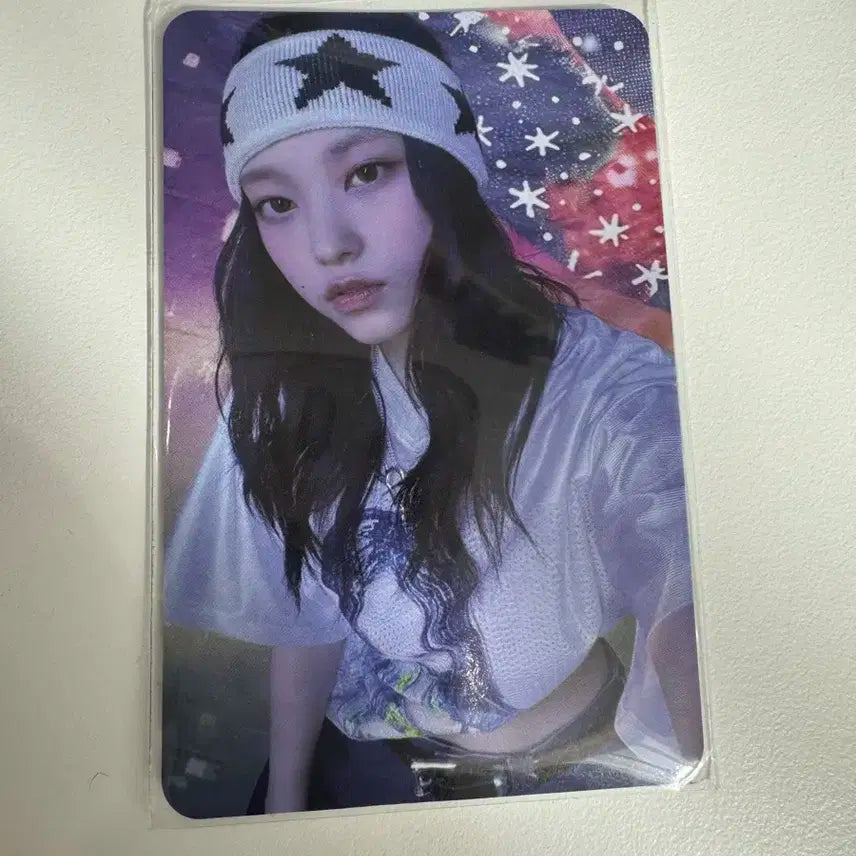 뉴진스 슈퍼내추럴 강혜린 포카 팝니다