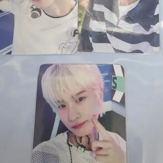 투어스 포카 신유 도훈 경민 양도합니다.