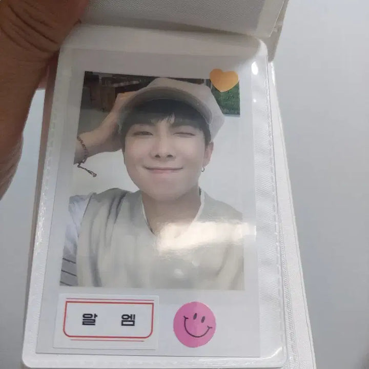 방탄소년단 시그 폴라로이드