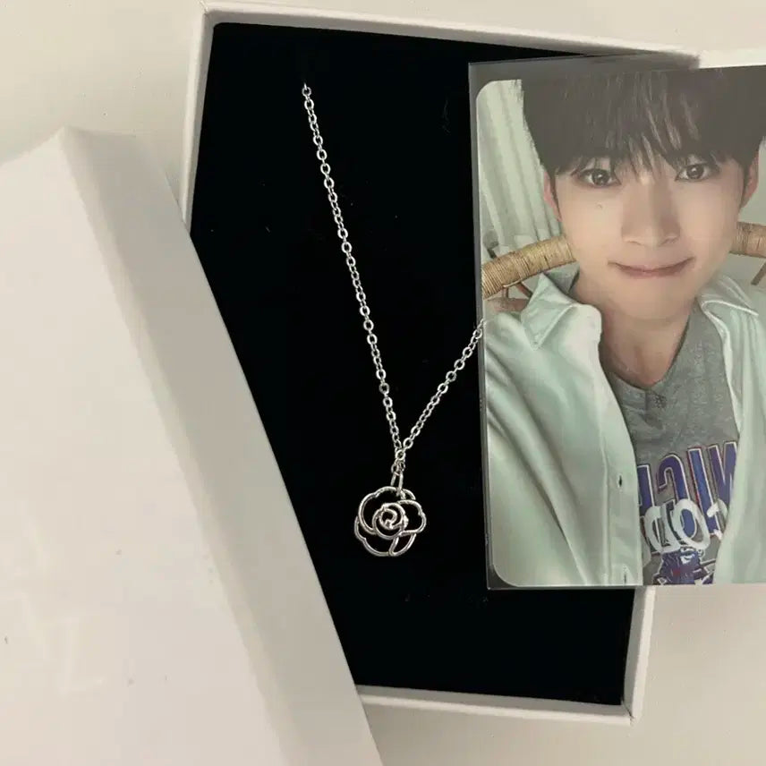 제베원 목걸이 포카 한빈